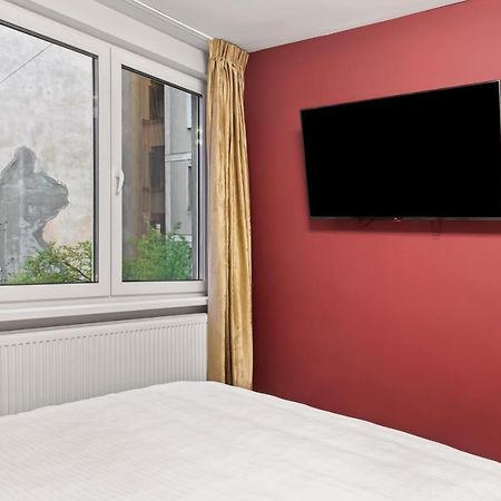 Cozy By Art City Бухарест Экстерьер фото